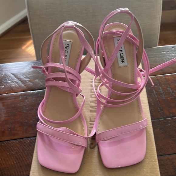Steve Madden Shoes - Pink patent leather lace up stiletto heel Steve Madden.